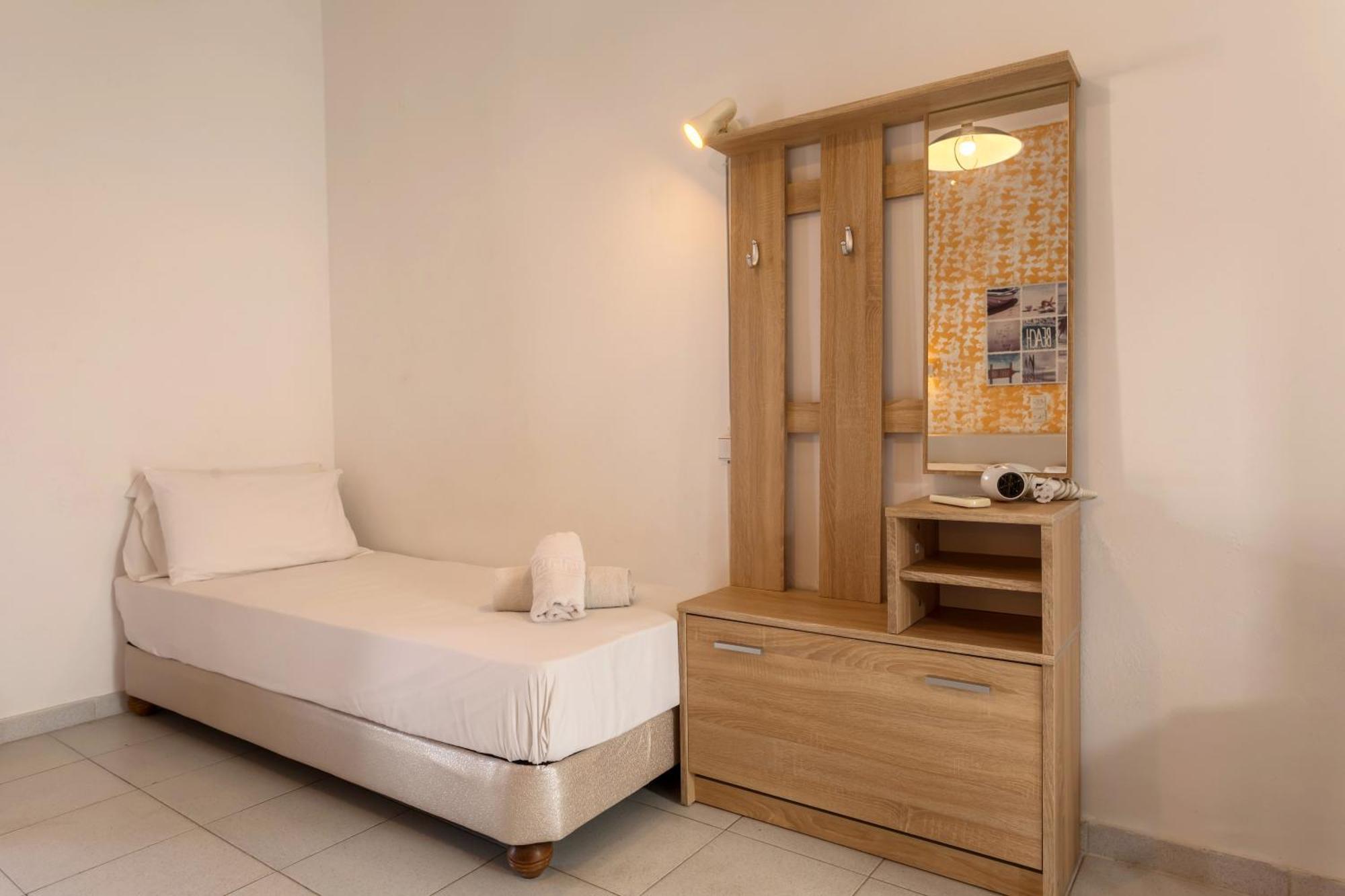 Holidays Studios&Apartments Laganas Exterior foto
