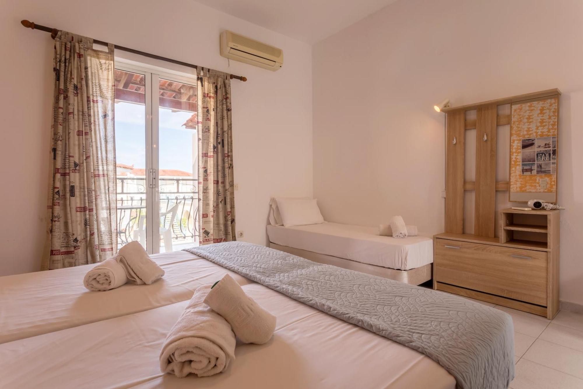 Holidays Studios&Apartments Laganas Exterior foto