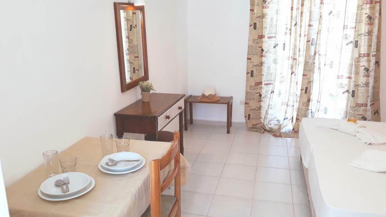 Holidays Studios&Apartments Laganas Exterior foto